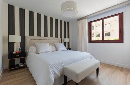 Santa Cruz de Tenerife Apartment | Elegant Oceanfront Penthouses at The Terraces, Rated 9.9