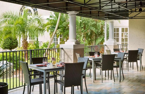 Downtown Hotel | Experience The Terrace Hotel Lakeland: Family-Friendly Stay