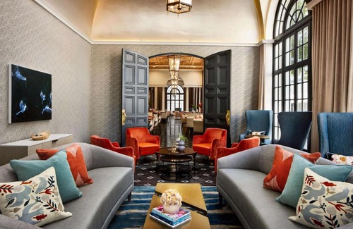 Downtown Hotel | Experience The Terrace Hotel Lakeland: Family-Friendly Stay