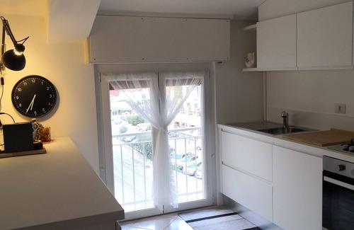 Malcesine Apartment | Experience the Terrace on the Lake with Pool & Breakfast
