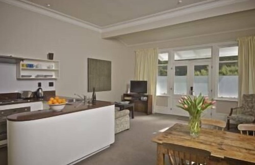 Wellington Apartment | Pet-Friendly Terrace Villas with Oceanfront Views