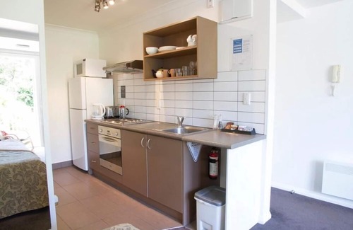 Wellington Apartment | Pet-Friendly Terrace Villas with Oceanfront Views