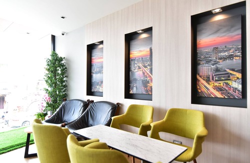 Downtown Hat Yai Hotel | Guest Rated The Three Hat Yai: Family-Friendly Getaway