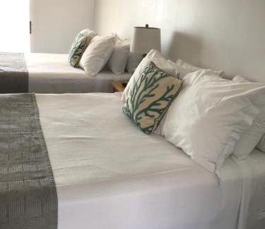 Dennis Port Resort | Beachfront Bliss at The Three Seasons Resort - 8.4/10 Rating