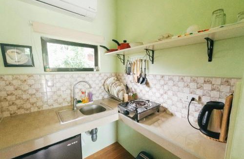 Danao Apartment | Discover The Three Shooting Stars: Oceanfront Pet Friendly Stay