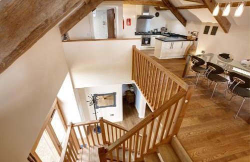 Rhyd-y-clafdy House | Pet and Child Friendly Stay at The Threshing Barn, 9.3/10