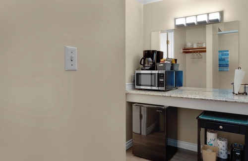 Seaside Apartment | The Tides by the Sea - Entire rental unit in Seaside, Oregon, United States