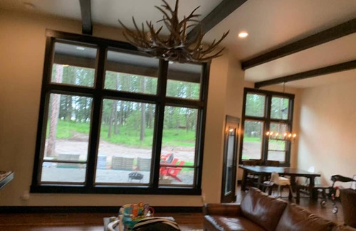 Columbia Falls House | Timber Brae: Guest Rated 10/10 with Family-Friendly Amenities