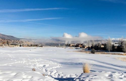 Gypsum House | Pet-Friendly Retreat at The Timberwolf on Cotton Ranch