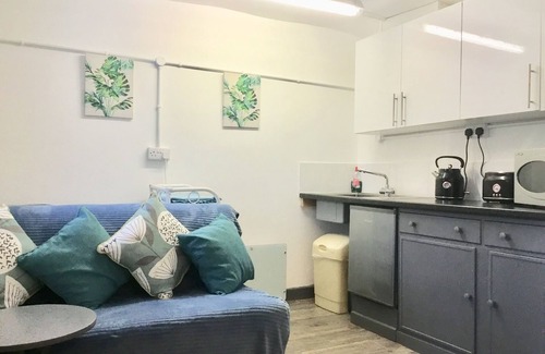 Wall-under-heywood House | Cozy Tiny Barn: Explore Scenic Country Walks Today