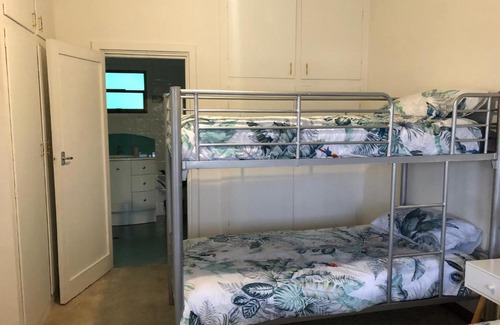 Port Lincoln House | Affordable Getaway at The Tiny Home - Rated 9/10!
