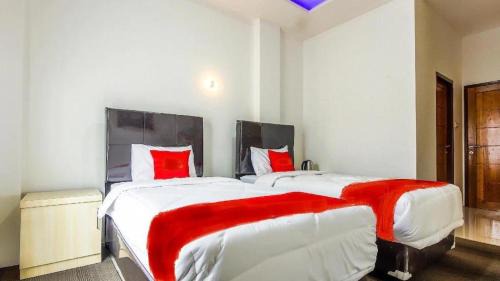 Palembang House | Exceptional Stay at The Tispa Syariah Residence