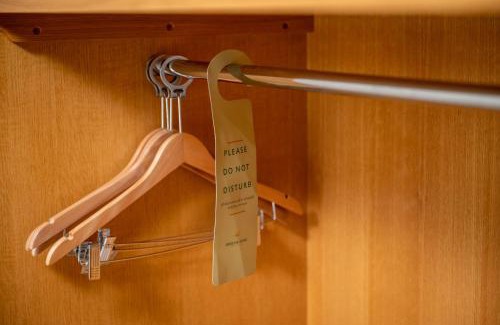 Clydebank Hotel | Budget-Friendly Stay at The Titan with Breakfast Included