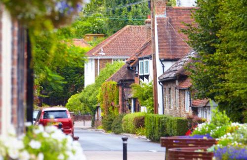 Bramber Hotel | Welcoming Stay at The Tollgate Bed & Breakfast with Breakfast