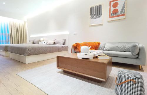 Taman Bukit Pantai Apartment | Pet-Friendly Stay at The Toorak in Bangsar South