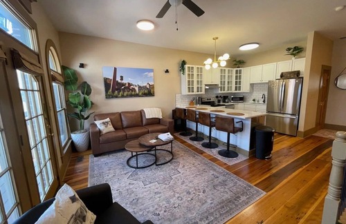 Versailles Apartment | Experience The Top Shelf on the Bourbon Trail in Versailles