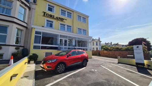 Roundham Hotel | Cozy Stay at The Torland - Paignton Seafront with Ocean View