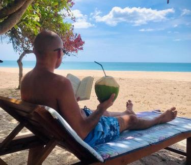 Uppuveli House | Beachfront Bliss at Tottam Beach Hotel - Trincomalee