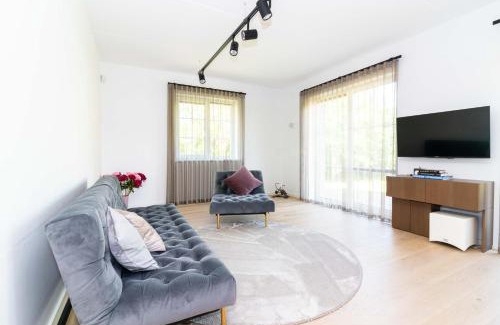 Klaipeda Apartment | Pet-Friendly 2BD/2BH Apartment with Terrace & Parking