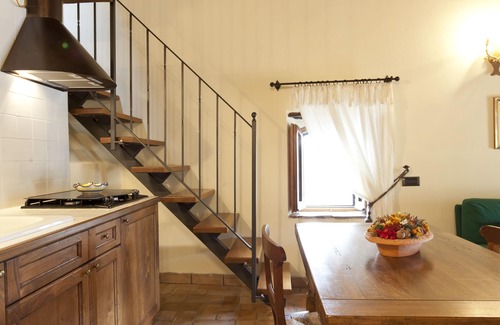 Bovara House | Experience The Tower: Valley Views, Pool & Spa await!