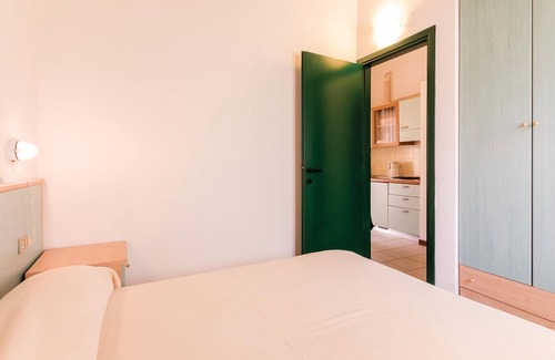 Iseo Apartment | The town of Iseo is located directly on the shores of the homonymous Lake Iseo, 30 km east of the hi