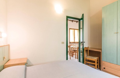 Iseo Apartment | The town of Iseo is located directly on the shores of the homonymous Lake Iseo, 30 km east of the hi