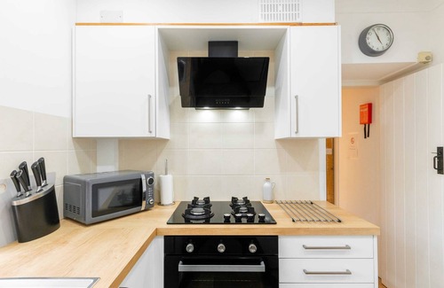 Port Talbot Apartment | Discover The Trail by Afan Valley Escapes - Perfect for Families
