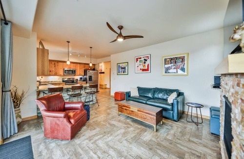 Winter Park Apartment | Discover The Trailhead: Modern Condo in Winter Park