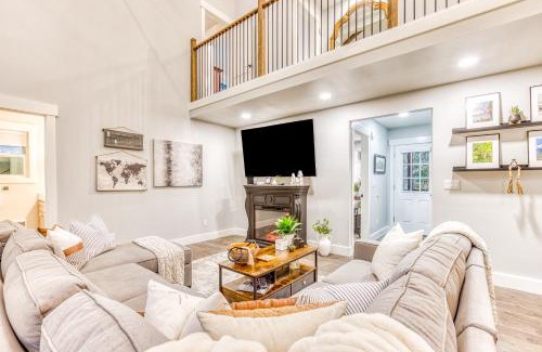 Welches House | Discover The Tree Cabin, Pleasant Pines & Cozy Casita Retreat