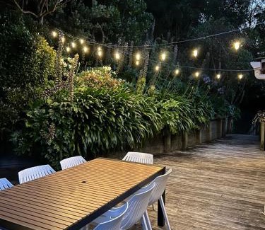 Whanganui House | The Treehouse - a home with stunning rural views