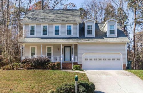 Greensboro Apartment | Discover The Triad Wonder: Ideal for Families and Pets