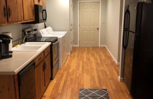 Cheyenne Apartment | Discover The Tribe Space: Country Escape with Key Amenities