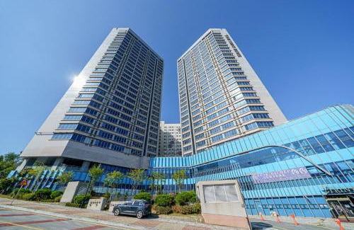 Yongin Hotel | Explore The Triny Urban Suites: Family-Friendly Retreat