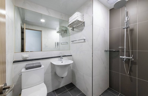 Yongin Hotel | Eco-Friendly Comfort at The Triny Urban Suites