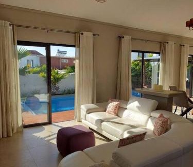 Albion Villa | Pet-Friendly Retreat at The Tropical Paradise with Ocean Views