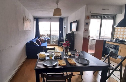 Sete Apartment | Discover Sète's Heart: Amazing Oceanfront Family Retreat