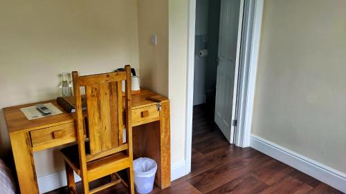 New Forest District Bed & Breakfast | Elegant Stays at The Trusty Servant Inn: Pet Friendly & More
