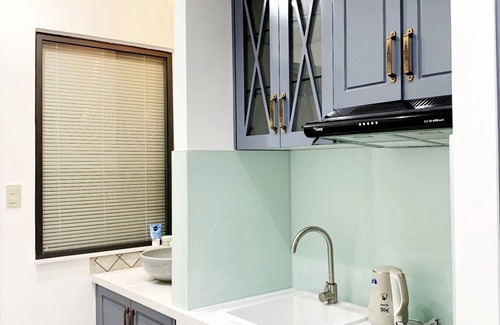 Nha Trang Apartment | Inviting TULAH House: Mountain View Studio with Spa & Kitchen
