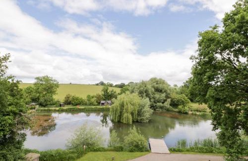 Thorpe House | Experience The Tunnel at Bridge Lake Farm and Fishery