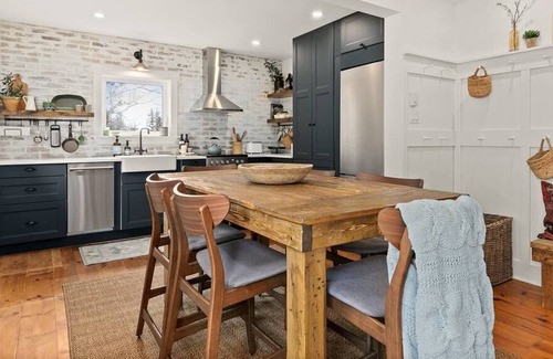East River Point House | The Twee House Meisners Beach