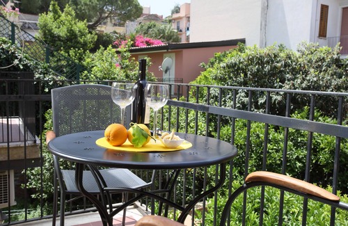 Taormina Apartment | Top-Rated Family Escape at The Two Griffins - Apartment 5