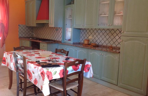 La Caletta House | Relax at The Two Palms: Oceanfront Oasis for Families