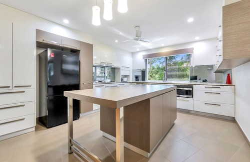Parap Apartment | Family-Friendly Retreat in the Heart of Darwin