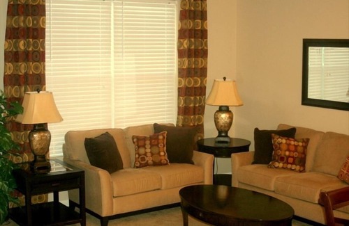 North Central Omaha House | The Ultimate Family Vacation Home! - ASK ABOUT A PRICE MATCH OPPORTUNITY!