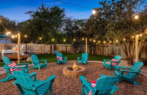 Wetmore House | The Ultimate Getaway: Pool, Pickleball, Mini Golf