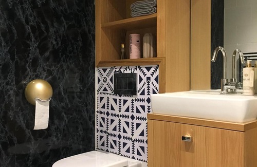 Oxford City Centre Apartment | Experience Premier Comfort in Central Oxford - Top Rated!