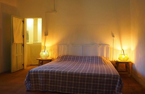 Barretos Other | Experience a Unique Stay in Alentejo: Relaxing Spa & Hot Tub