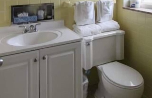Burns Park Hotel | Convenient University Inn Ann Arbor with Family-Friendly Perks
