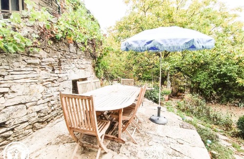 Calvignac House | The unusual tower gîte