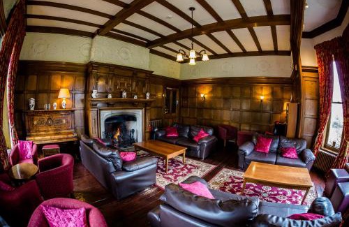 Barlaston Hotel | Discover The Upper House: 4-Star Pet-Friendly Retreat